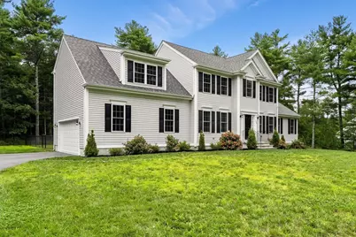 128 Thomas St, Middleborough, MA 02346 - Photo 3