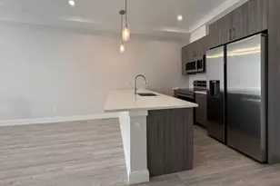 33 Newport Ave, Quincy, MA 02171 - Photo 7