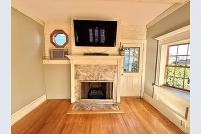 34 Rotch St, New Bedford, MA 02717 - Photo 15