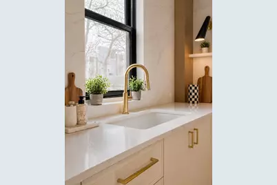 21 South Waverly #21, Boston, MA 02135 - Photo 7