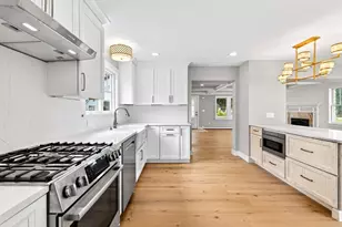 10 Vesper Ave, Falmouth, MA 02540 - Photo 15