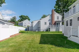 10 Vesper Ave, Falmouth, MA 02540 - Photo 27
