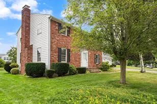 44 Pennsylvania Ave, Reading, MA 01867 - Photo 3