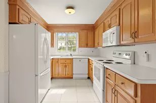 44 Pennsylvania Ave, Reading, MA 01867 - Photo 13