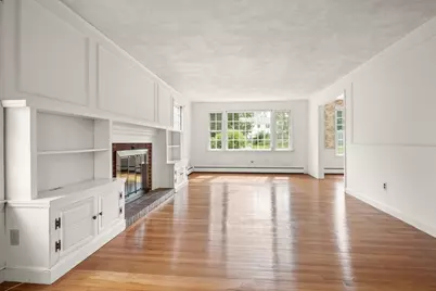 44 Pennsylvania Ave., Reading, MA 01867 - Photo 7
