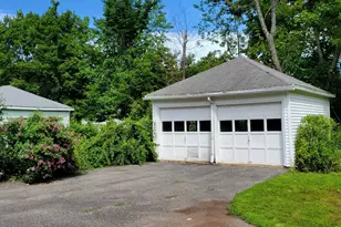 32 Coleman St, Gardner, MA 01440 - Photo 3