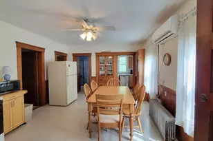 32 Coleman St, Gardner, MA 01440 - Photo 5