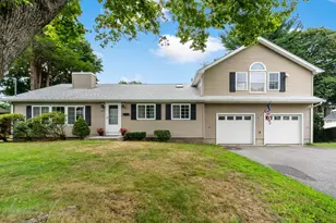 124 Watuppa Ave, Somerset, MA 02726 - Photo 1