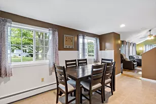 124 Watuppa Ave, Somerset, MA 02726 - Photo 5