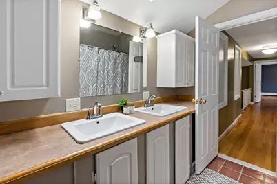 124 Watuppa Ave, Somerset, MA 02726 - Photo 21