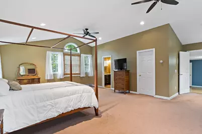 124 Watuppa Ave, Somerset, MA 02726 - Photo 25