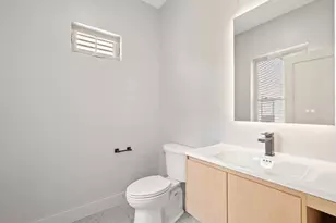 17 Princeton St, Boston, MA 02128 - Photo 9