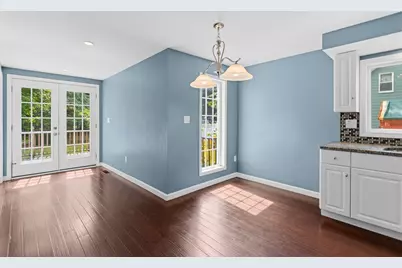 10 Pine St, Westford, MA 01886 - Photo 11