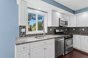 10 Pine St, Westford, MA 01886 - Photo 15