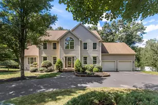 90 Northridge Dr, East Bridgewater, MA 02333 - Photo 1