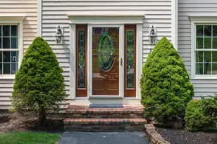 90 Northridge Dr, East Bridgewater, MA 02333 - Photo 5