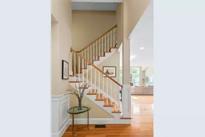 8 Walden Way #8, Milford, MA 01757 - Photo 5