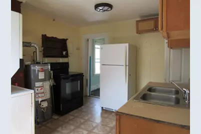 60 11th St, Wareham, MA 02538 - Photo 11