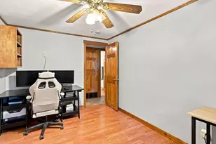 68 Feltham Rd, Springfield, MA 01118 - Photo 23