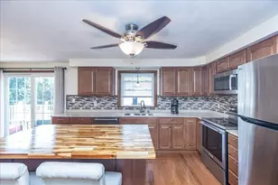36 Thomas Ave, Haverhill, MA 01832 - Photo 5