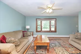 36 Thomas Ave, Haverhill, MA 01832 - Photo 11