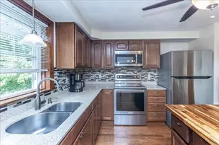 36 Thomas Ave, Haverhill, MA 01832 - Photo 7