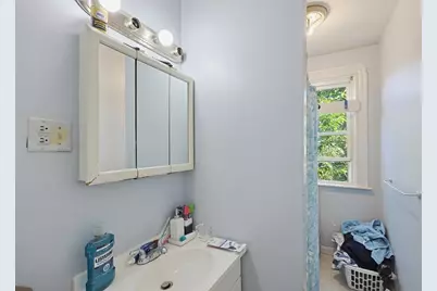 118 Irvington St, New Bedford, MA 02745 - Photo 9