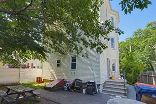 118 Irvington St, New Bedford, MA 02745 - Photo 13