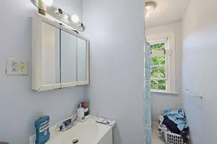 118 Irvington St, New Bedford, MA 02745 - Photo 9