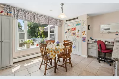 19 Lake Ave, Spencer, MA 01562 - Photo 9