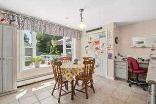 19 Lake Ave, Spencer, MA 01562 - Photo 9