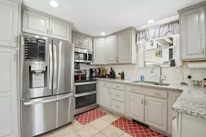 19 Lake Ave, Spencer, MA 01562 - Photo 7