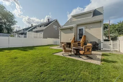 51 Woodrow Ave, Medford, MA 02155 - Photo 33