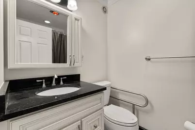 16 Harcourt #5G, Boston, MA 02116 - Photo 11
