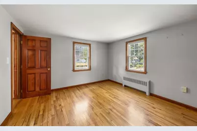 87 Vidal Ave, Falmouth, MA 02536 - Photo 17
