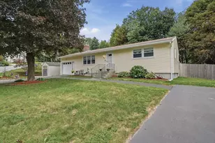 28 Cumberland Dr, West Boylston, MA 01583 - Photo 3
