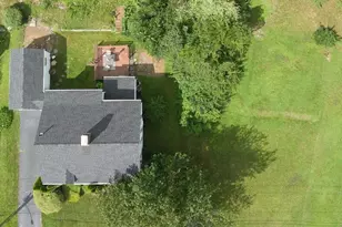 25 Westwood Pkwy, Southbridge, MA 01550 - Photo 27