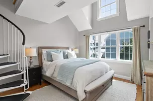 9 Russell St, Waltham, MA 02453 - Photo 9