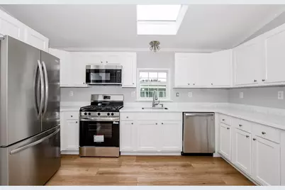 13 Madeline St, Wareham, MA 02538 - Photo 15