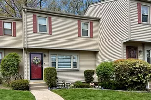 152 E Bacon St, Plainville, MA 02762 - Photo 1