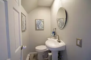 152 E Bacon St, Plainville, MA 02762 - Photo 11