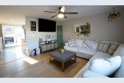 152 E Bacon St #C2, Plainville, MA 02762 - Photo 3