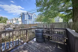 9 Wrentham St, Boston, MA 02124 - Photo 15