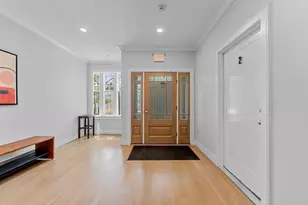 535 Newbury St, Boston, MA 02215 - Photo 17
