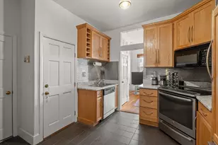 162 Endicott St, Boston, MA 02113 - Photo 3