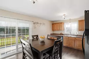 943 Stonegate Landing, Dighton, MA 02764 - Photo 9