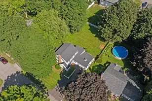 28 Kenilworth Rd, Shrewsbury, MA 01545 - Photo 3