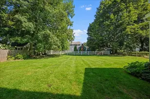 28 Kenilworth Rd, Shrewsbury, MA 01545 - Photo 5