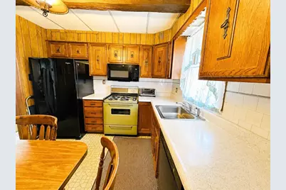 559-561 S Almond St, Fall River, MA 02724 - Photo 21