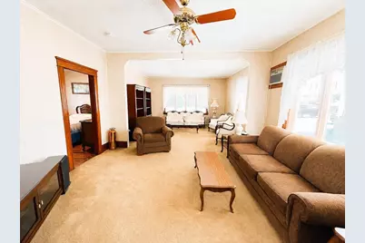 559-561 S Almond St, Fall River, MA 02724 - Photo 17